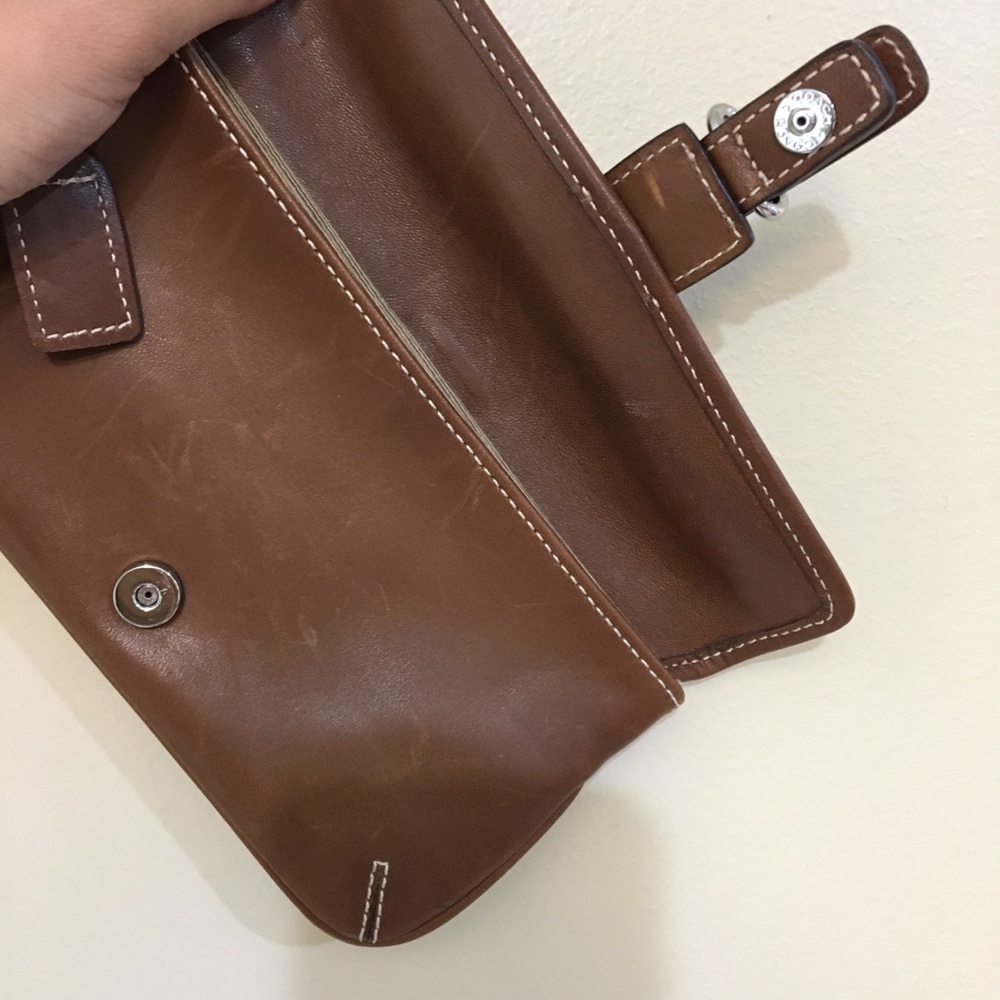 Vintage Coach Brown Leather Wristlet - Picture 2 of 8